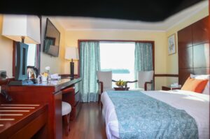 MS Amwaj Livingstone
